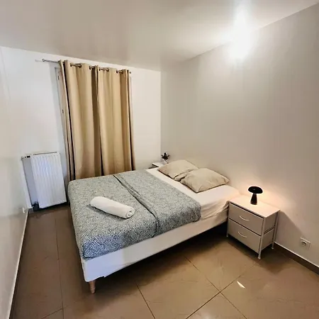 Location Courte Duree A Saint Leger Appartement Boissy-Saint-Léger