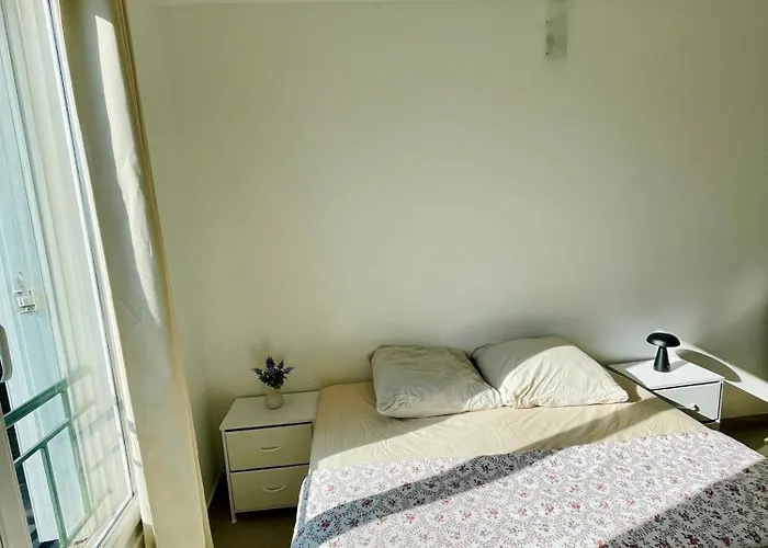 Location Courte Duree A Saint Leger 아파트